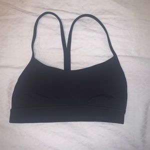 Black Lululemon sports bra